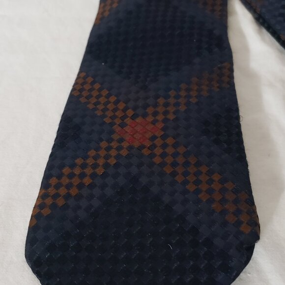 GUCCI Made in Italy 100% Silk Necktie - Black Brown Red Square - 3 3/4" x 58" - Picture 3 of 10